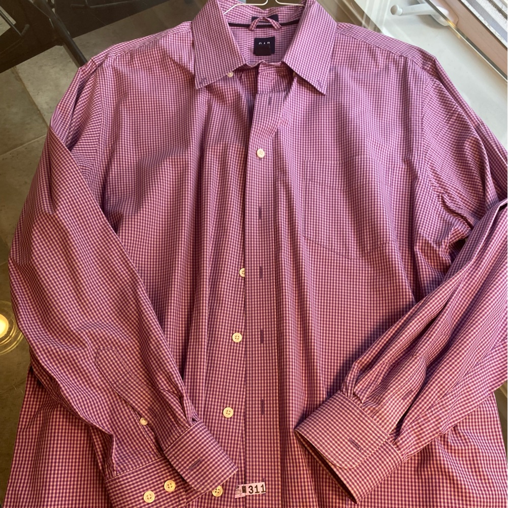 Men’s XL purple check button down long sleeve shirt, Classic fit